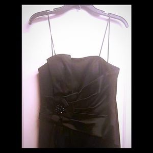 Black strapless formal dress